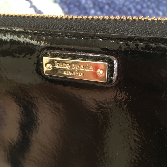 Black patent Kate Spade wallet ♠️ - Picture 2 of 6